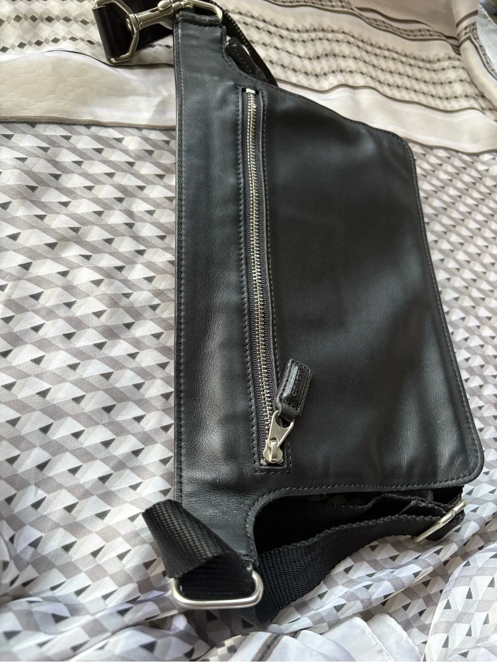 Coach vintage Black funny  Leather  Bag - Stylish Everyday Carry